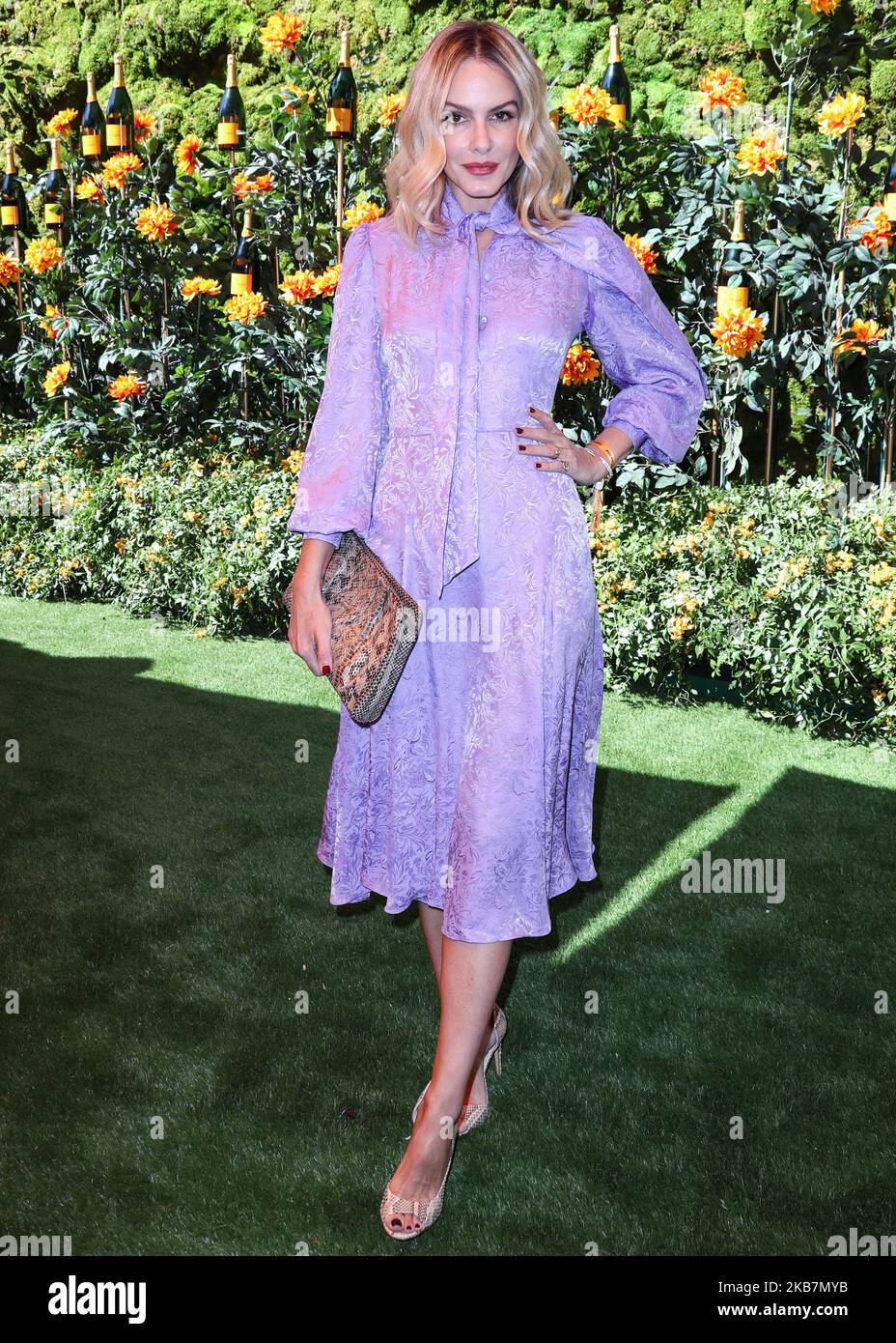 PACIFIC PALISADES, LOS ANGELES, CALIFORNIE, États-Unis - OCTOBRE 05 : Monet Mazur arrive au Polo Classic annuel veuve Clicquot de Los Angeles 10th qui s'est tenu au parc historique d'État de Will Rogers sur 5 octobre 2019 à Pacific Palisades, Los Angeles, Californie, États-Unis. (Photo par Xavier Collin/image Press Agency/NurPhoto) Banque D'Images