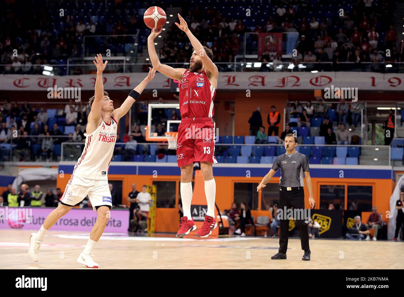 Sergio Rodriguez d'AX Armani Exchange Olimpia Milan en action pendant le LBA Lega basket A entre AX Armani Exchange Milan et Pallacanestro Trieste à Allianz Cloud Palalido Milan sur 06 octobre 2019 à Milan, Italie. (Photo de Giuseppe Cottini/NurPhoto) Banque D'Images