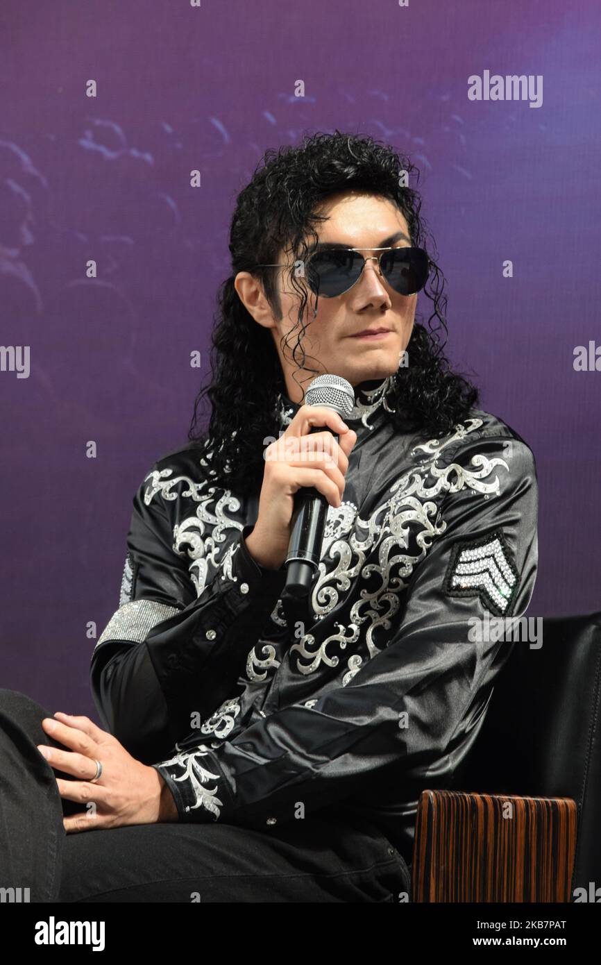 Noviembre 03, 2022, Ciudad de México, México: El cantte y bailarín brasileño Lenny Jay, en conferencia de prensa para anunciar su show “this is Michael” attributo al “Rey del Pop”. En el Auditorio Nacional, (Foto: Francisco Morales/DAMMPHOTO) 03 novembre 2022, Mexico, Mexique: Lenny Jay, chanteur et danseur brésilien, lors d'une conférence de presse pour annoncer son spectacle hommage au "Roi de la Pop". À l'Auditorium national, (photo: Francisco Morales/DAMMPHOTO) Banque D'Images