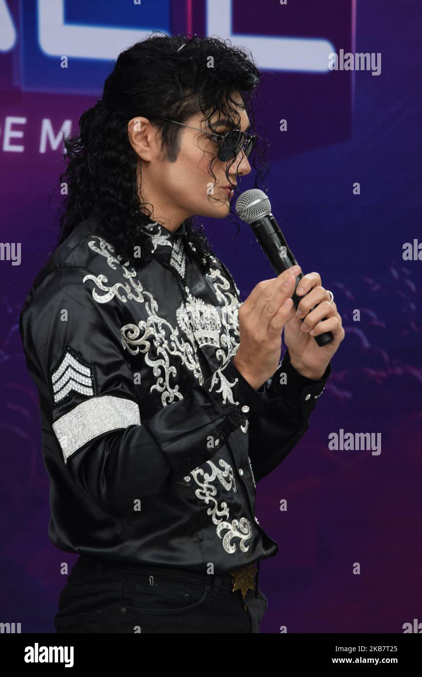 Noviembre 03, 2022, Ciudad de México, México: El cantte y bailarín brasileño Lenny Jay, en conferencia de prensa para anunciar su show “this is Michael” attributo al “Rey del Pop”. En el Auditorio Nacional, (Foto: Francisco Morales/DAMMPHOTO) 03 novembre 2022, Mexico, Mexique: Lenny Jay, chanteur et danseur brésilien, lors d'une conférence de presse pour annoncer son spectacle hommage au "Roi de la Pop". À l'Auditorium national, (photo: Francisco Morales/DAMMPHOTO) Banque D'Images