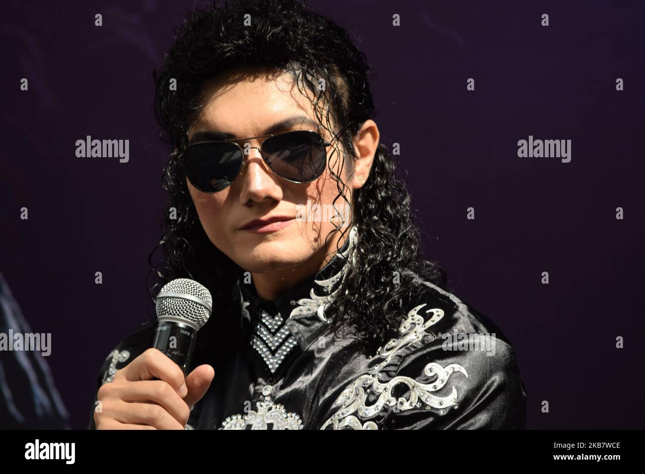 Noviembre 03, 2022, Ciudad de México, México: El cantte y bailarín brasileño Lenny Jay, en conferencia de prensa para anunciar su show “this is Michael” attributo al “Rey del Pop”. En el Auditorio Nacional, (Foto: Francisco Morales/DAMMPHOTO) 03 novembre 2022, Mexico, Mexique: Lenny Jay, chanteur et danseur brésilien, lors d'une conférence de presse pour annoncer son spectacle hommage au "Roi de la Pop". À l'Auditorium national, (photo: Francisco Morales/DAMMPHOTO) Banque D'Images