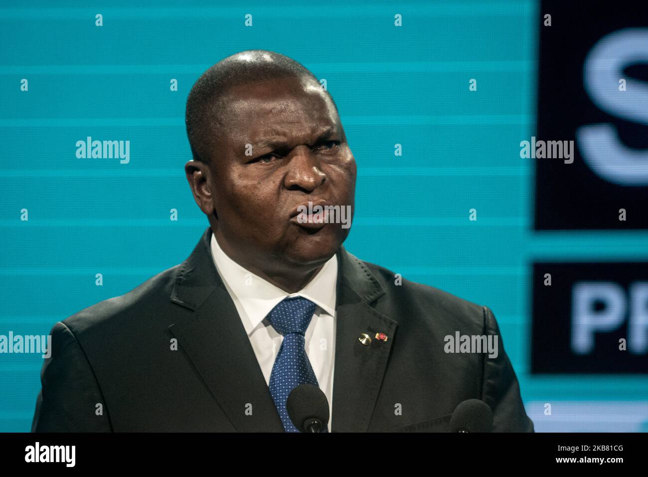 Le Président de la République centrafricaine Faustin-Archange Touadéra a prononcé un discours lors de la journée de collecte de fonds à la sixième Conférence du Fonds mondial à Lyon, en France, le 10 octobre 2019. (Photo de Nicolas Liponne/NurPhoto) Banque D'Images