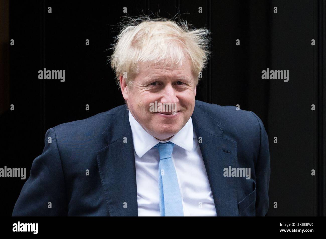 Le Premier ministre britannique Boris Johnson accueille le Secrétaire général de l'Organisation du Traité de l'Atlantique Nord (OTAN), Jens Stoltenberg (non représenté), pour des entretiens au 10 Downing Street, le 15 octobre 2019 à Londres, en Angleterre. (Photo de Wiktor Szymanowicz/NurPhoto) Banque D'Images