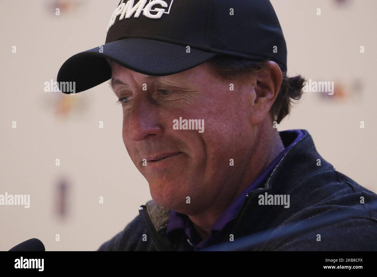 Phil Mickelson des Etats-Unis d'assister à l'interview officielle au centre des médias du club de golf de Nine Bridge à Jeju, Corée du Sud, on 16 octobre 2019. La CJ Cup Nine Bridges a lieu chaque mois d'octobre lors du match annuel PGA Tour. (Photo de Seung-il Ryu/NurPhoto) Banque D'Images