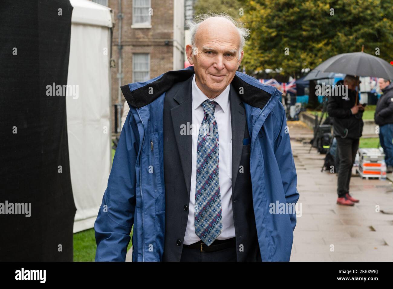 Le député libéral démocrate Vince Cable vu devant les chambres du Parlement le 21 mai 2019 à Londres, en Angleterre. Aujourd'hui, le gouvernement va tenter de voter sur l'accord de retrait de l'UE de Boris Johnson après que les députés aient désarréé samedi leur soutien à l'accord visant à empêcher un Brexit sans accord le 31st octobre, obligeant le Premier ministre à écrire une lettre demandant une prolongation de la part de l'UE. (Photo de Wiktor Szymanowicz/NurPhoto) Banque D'Images