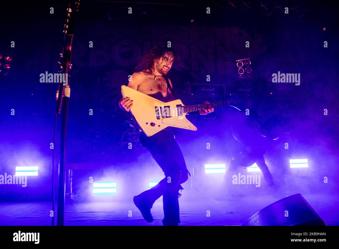 Joel O'Keeffe, du groupe australien de hard rock Airbourne, se produit à Alcatraz sur 29 octobre 2019 à Milan, en Italie. (Photo par Mairo Cinquetti/NurPhoto) Banque D'Images