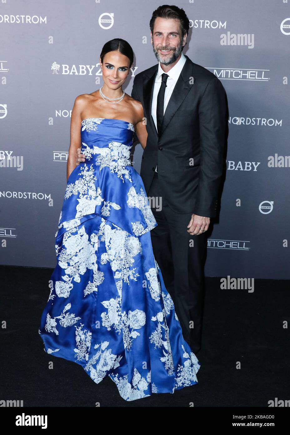 CULVER CITY, LOS ANGELES, CALIFORNIE, États-Unis - NOVEMBRE 09 : l'actrice Jordana Brewster et son mari Andrew Form arrivent au Gala 2019 Baby2Baby qui s'est tenu à 3Labs sur 9 novembre 2019 à Culver City, Los Angeles, Californie, États-Unis. (Photo par Xavier Collin/image Press Agency/NurPhoto) Banque D'Images