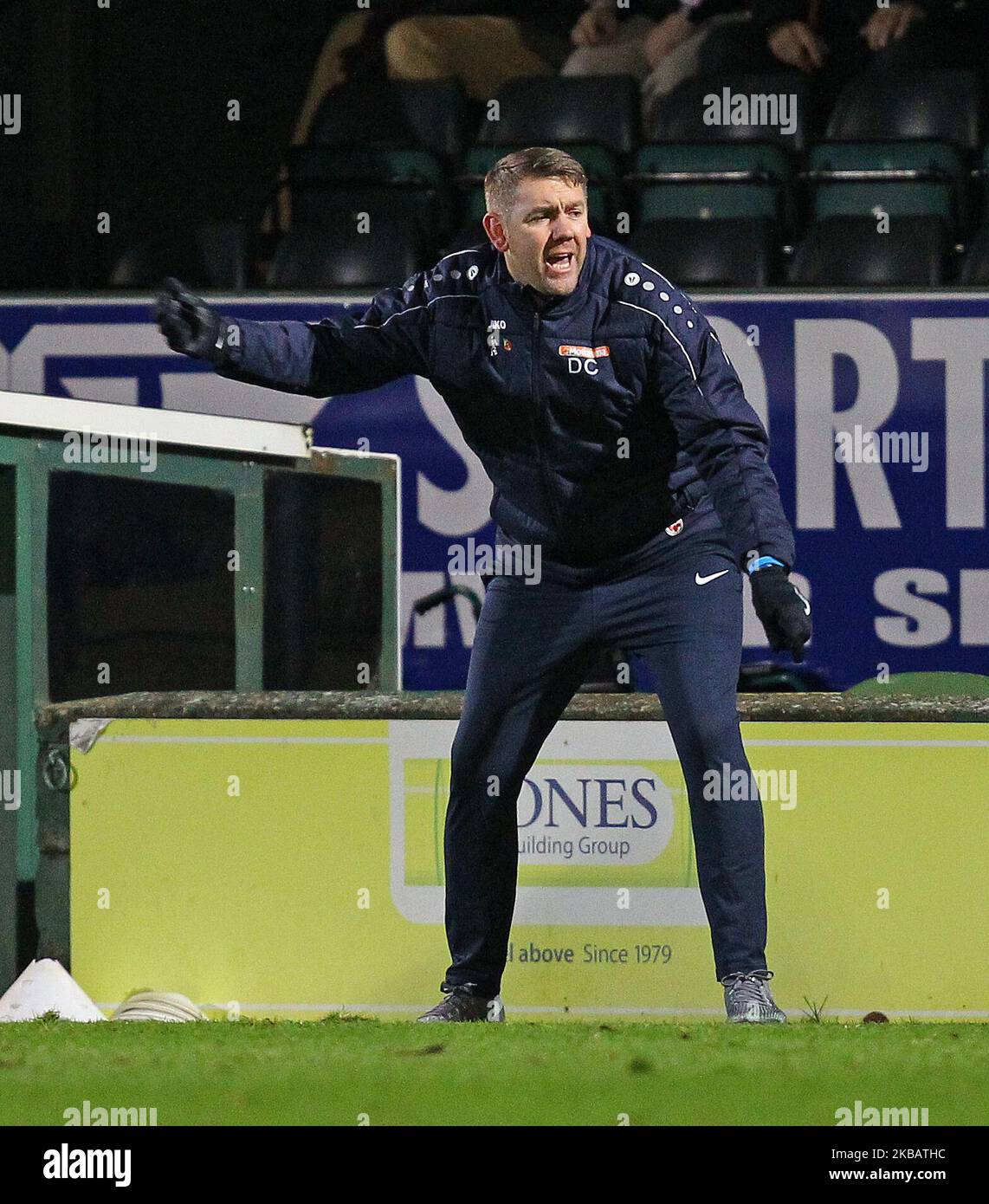 Dave Challinor invite ses joueurs à se mettre en quatre lors du match de la coupe FA entre Yeovil Town et Hartlepool United à Huish Park, Yeovil, le mardi 12th novembre 2019. (Photo par MI News/NurPhoto) Banque D'Images