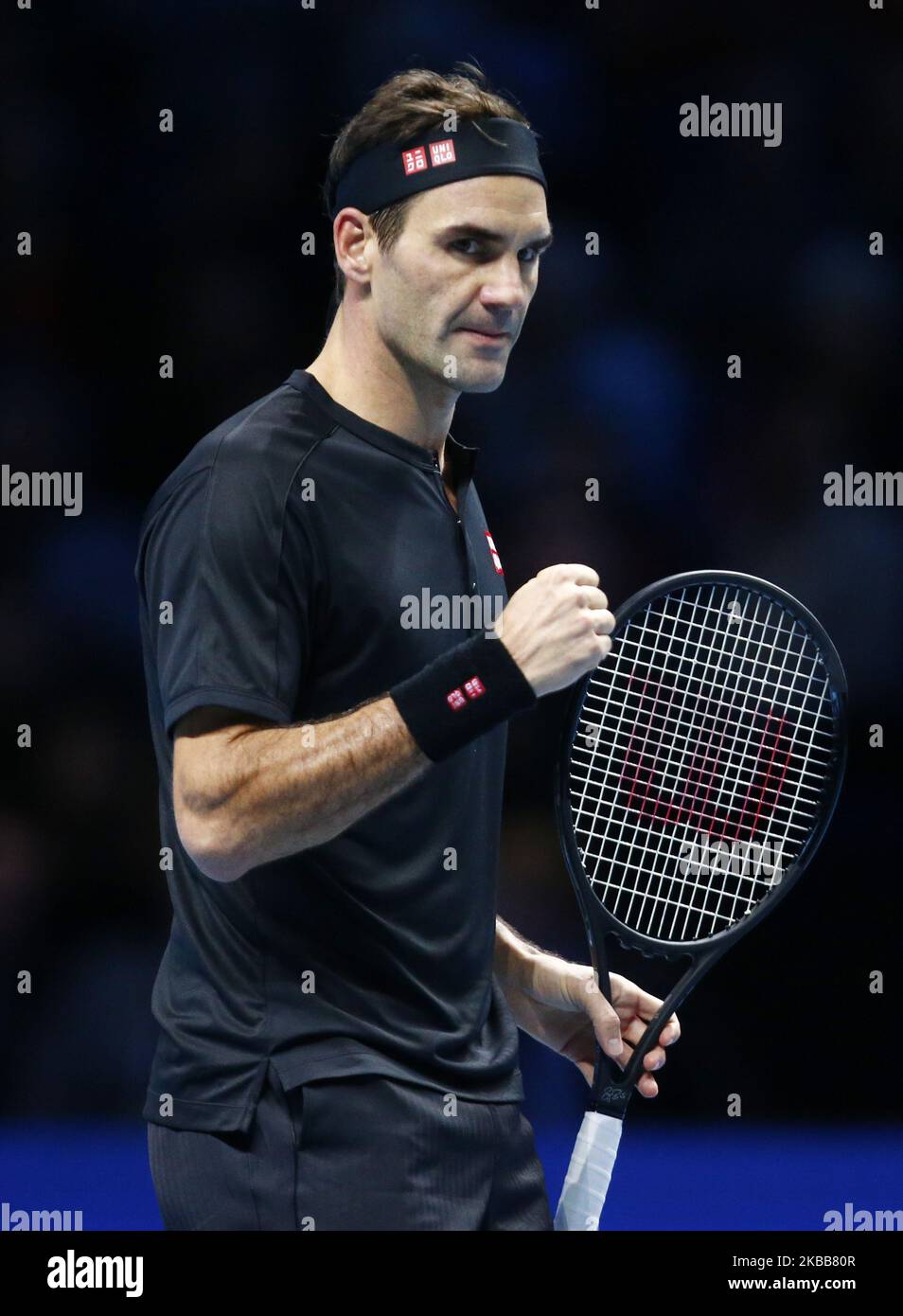 Roger Federer (SUI) en action pendant les singles demi-finale match Stefanos Tsitsipas (GRE) contre Roger Federer (SUI) International tennis - Nitto ATP World Tour Finals Day 3 - Mardi 16th novembre 2019 - O2 Arena - Londres (photo par action Foto Sport/NurPhoto) Banque D'Images