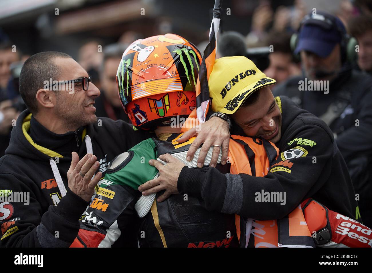 Andrea Migno (16) d'Italie et WWR pendant la course de Gran Premio Motul de la Comunitat Valenciana au circuit Ricardo Tormo sur 17 novembre 2019 à Valence, Espagne. (Photo de Jose Breton/Pics action/NurPhoto) Banque D'Images