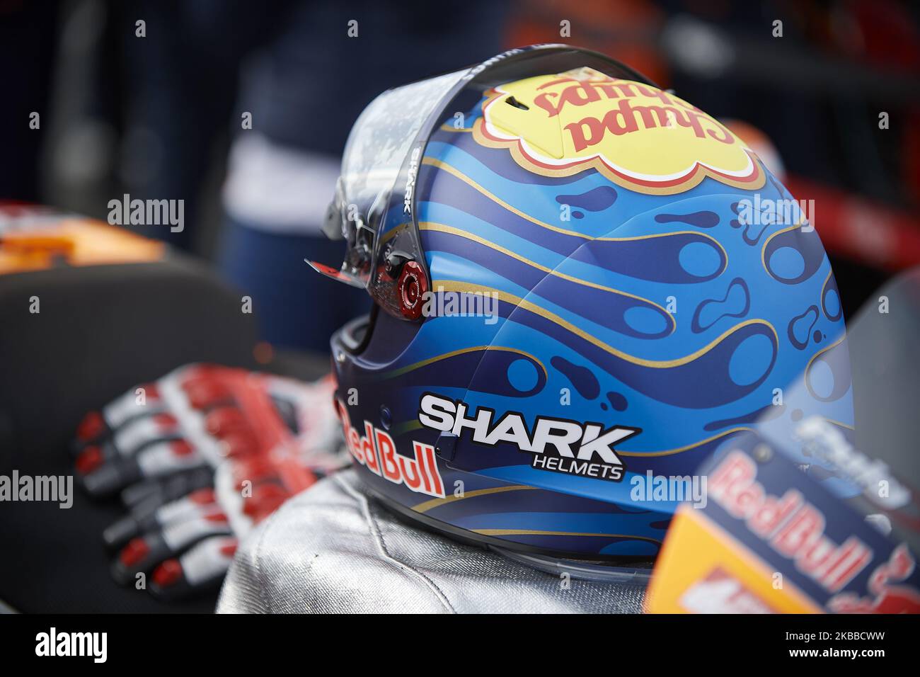 Le casque et le vélo de Jorge Lorenzo lors de la course de Gran Premio Motul de la Comunitat Valenciana au circuit Ricardo Tormo sur 17 novembre 2019 à Valence, Espagne. (Photo de Jose Breton/Pics action/NurPhoto) Banque D'Images