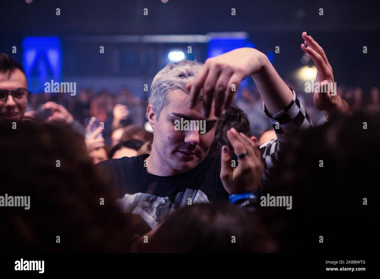 Le rappeur de l'OGE mourant en graphiste, nom réel Bobby O'Brien, se produit en direct à Alcatraz à Milan, en Italie, sur 29 novembre 2019. Dying in Designer est un chanteur/rappeur basé à Chicago qui a récemment signé un contrat avec The Hopeless Records, il est l'un des représentants de 'emo rap', un courant musical qui inclut également des artistes tels que Drake et XXXTentacion. (Photo par Mairo Cinquetti/NurPhoto) Banque D'Images