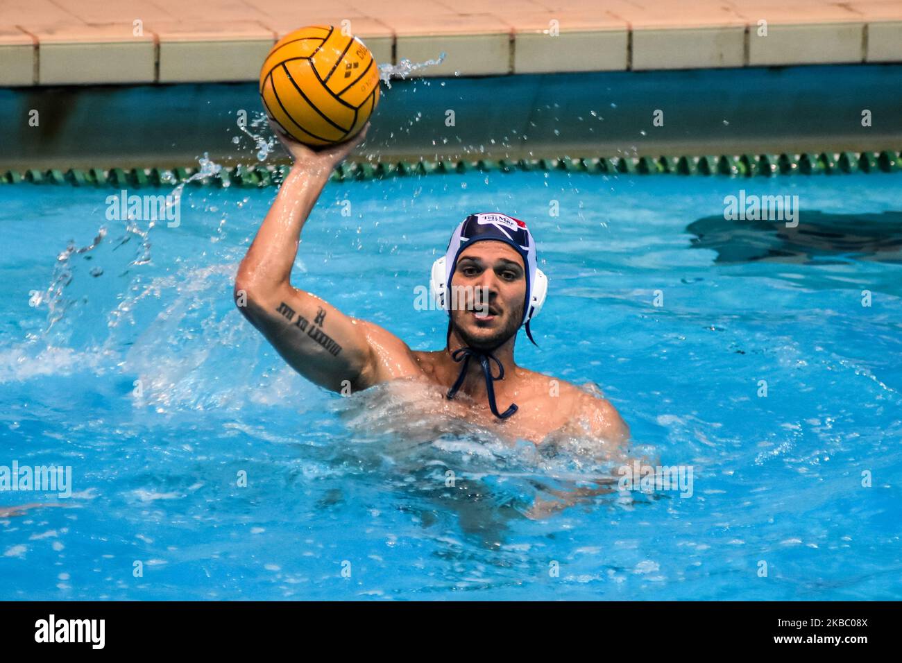 Gabriele Galioto pendant le match des hommes de la série A1 water polo championnat entre Telimar Palerme et SS Lazio Nuoto à la piscine olympique municipale sur 30 novembre 2019 à Palerme, Italie. (Photo de Francesco Militello Mirto/NurPhoto) Banque D'Images