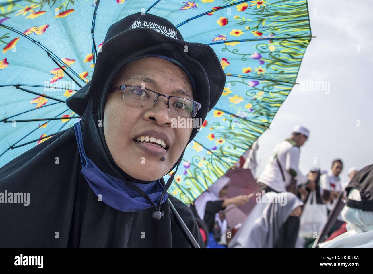 Des milliers de musulmans de toute l'Indonésie se sont rassemblés au National Monument Park (monas) à Jakarta, Indonésie, le 2 décembre 2019, pour une réunion ''212''. 212 est le mouvement de musulmans en Indonésie pendant le blasphème cas d'Ahok (BASUKI TJAHAJA PURNAMA ex gouverneur de Jakarta). (Photo par Donal Husni/NurPhoto) Banque D'Images