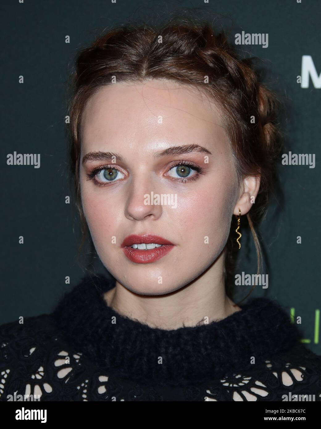 WEST HOLLYWOOD, LOS ANGELES, CALIFORNIE, États-Unis - DÉCEMBRE 04 : l'actrice Odessa Young arrive à Los Angeles Special screening of Momentum Pictures 'Un million Little pieces' qui s'est tenu à l'hôtel de Londres West Hollywood à Beverly Hills sur 4 décembre 2019 à West Hollywood, Los Angeles, Californie, États-Unis. (Photo par Xavier Collin/image Press Agency/NurPhoto) Banque D'Images