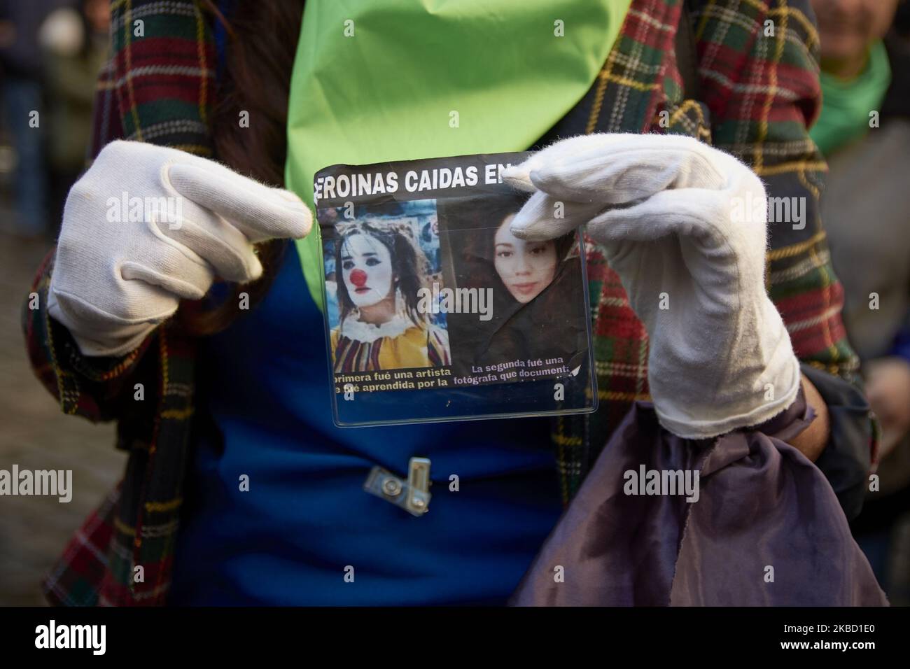 Des centaines de femmes protestent à Pampelune contre la violation des droits de l'homme au Chili, à 14 décembre 2019. (Photo par Iranzu Larrasoana Oneca/NurPhoto) Banque D'Images