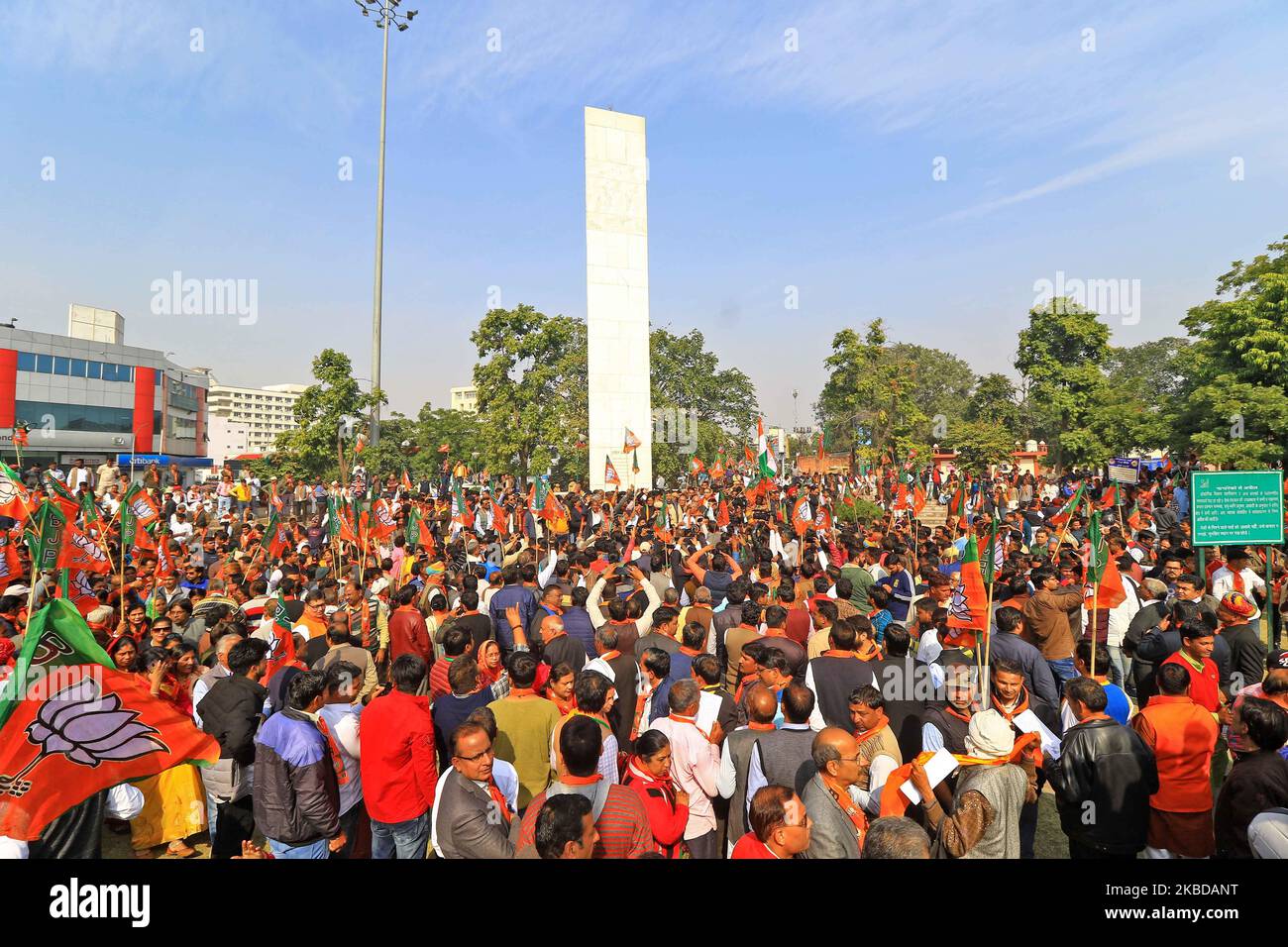 Jaipur : les dirigeants et les travailleurs du BJP participent à un rassemblement en faveur de la loi de modification de la citoyenneté « CAA » à Jaipur, Rajasthan, Inde, le vendredi 20 décembre 2019.(photo de Vishal Bhatnagar/NuratPhoto) Banque D'Images