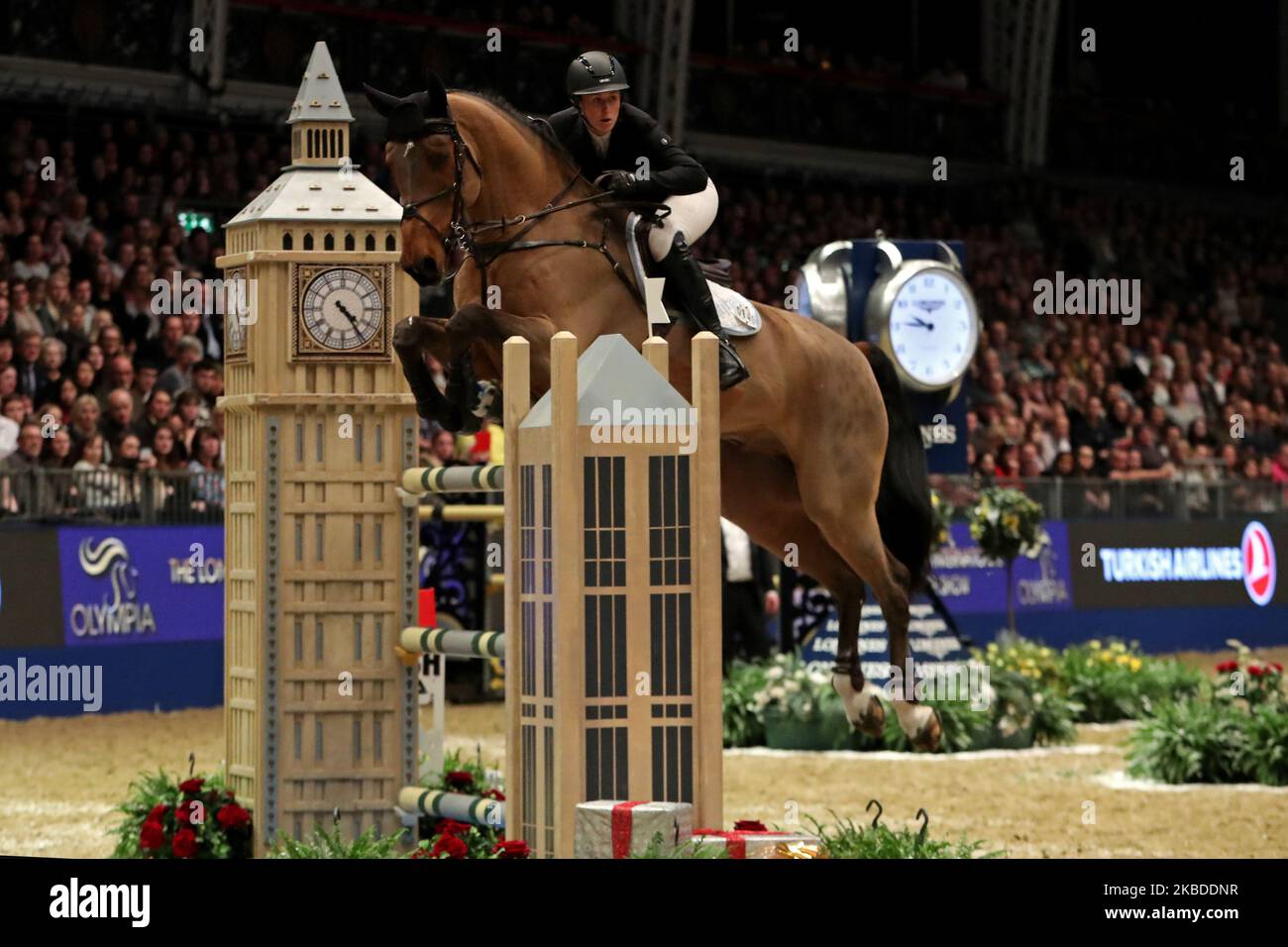 Holly Smith manèges Hearts Destiny pendant le Grand Prix Olympia de Turkish Airlines à Olympia, Londres, le dimanche 22nd décembre 2019. (Photo de Jon Bromley/MI News/NurPhoto) Banque D'Images