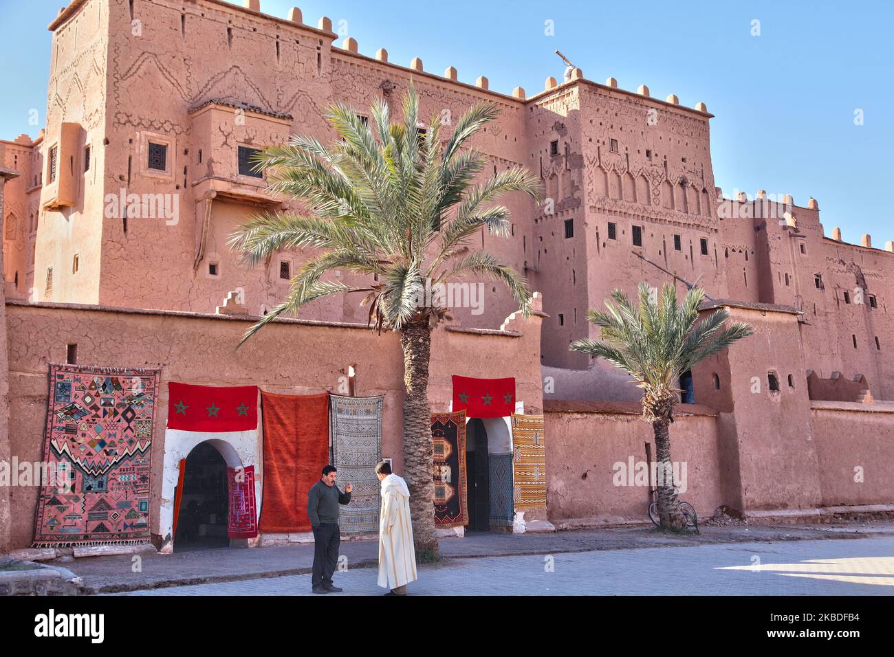 La Kasbah historique de Taourirt, située dans les montagnes de l'Atlas à Ouarzazate, Maroc, Afrique, le 4 janvier 2016. La Kasbah date du 19th siècle et compte près de 300 chambres. (Photo de Creative Touch Imaging Ltd./NurPhoto) Banque D'Images