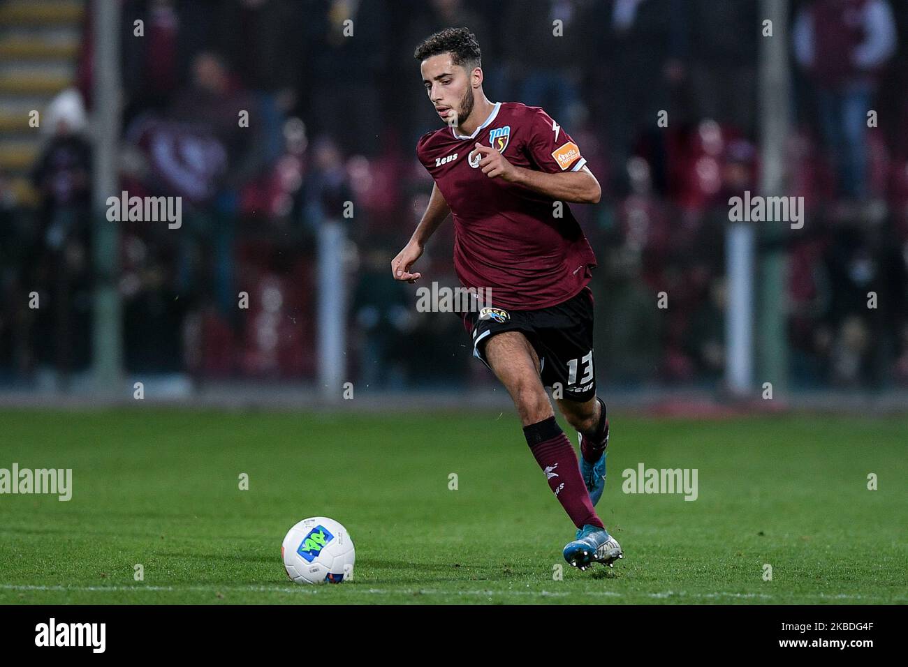 Sofian Kiyine des États-Unis Salernitana 1919 lors du match de la série B entre les États-Unis Salernitana 1919 et Pordenone Calcio au Stadio Arechi, Salerno, Italie, le 26 décembre 2019 (photo de Giuseppe Maffia/NurPhoto) Banque D'Images