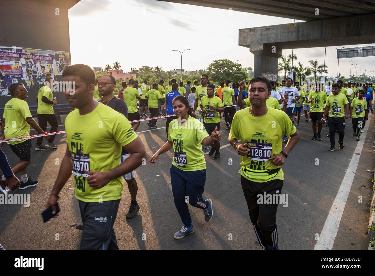 Les gens participent au Marathon Chennai 8th, sur 5 janvier 2020, à Chennai, en Inde. Le marathon de Chennai, le deuxième plus grand marathon du pays après Mumbai et le plus grand événement sportif de Chennai organisé par des coureurs de Chennai - une organisation à but non lucratif. (Photo de Dipayan Bose/NurPhoto) Banque D'Images