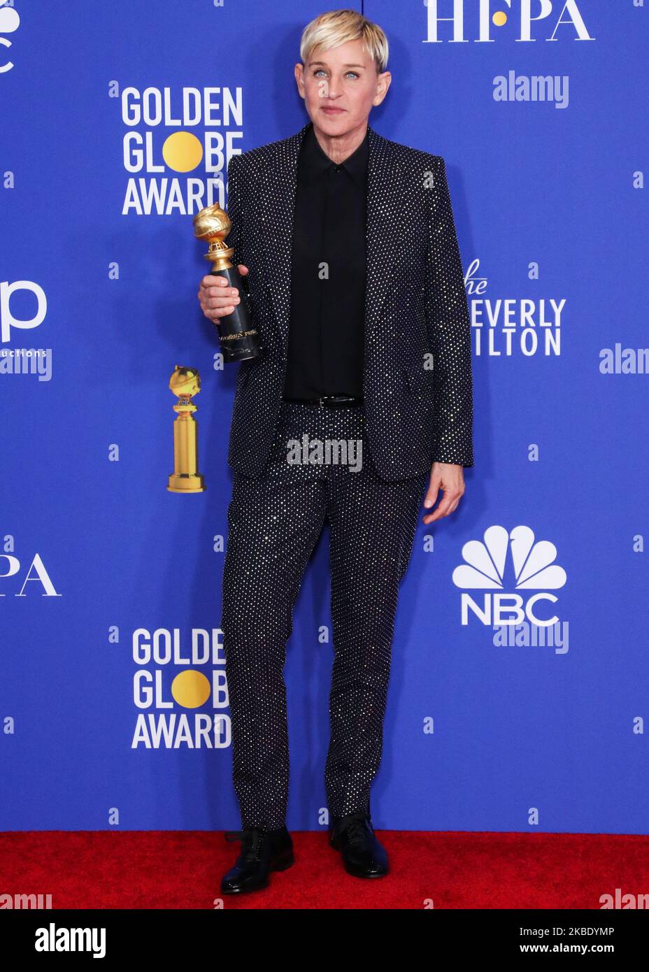 BEVERLY HILLS, LOS ANGELES, CALIFORNIE, États-Unis - JANVIER 05 : le comédien Ellen DeGeneres portant Céline pose dans la salle de presse aux Golden Globe Awards 77th qui se tiennent à l'hôtel Beverly Hilton sur 5 janvier 2020 à Beverly Hills, Los Angeles, Californie, États-Unis. (Photo par Xavier Collin/image Press Agency/NurPhoto) Banque D'Images