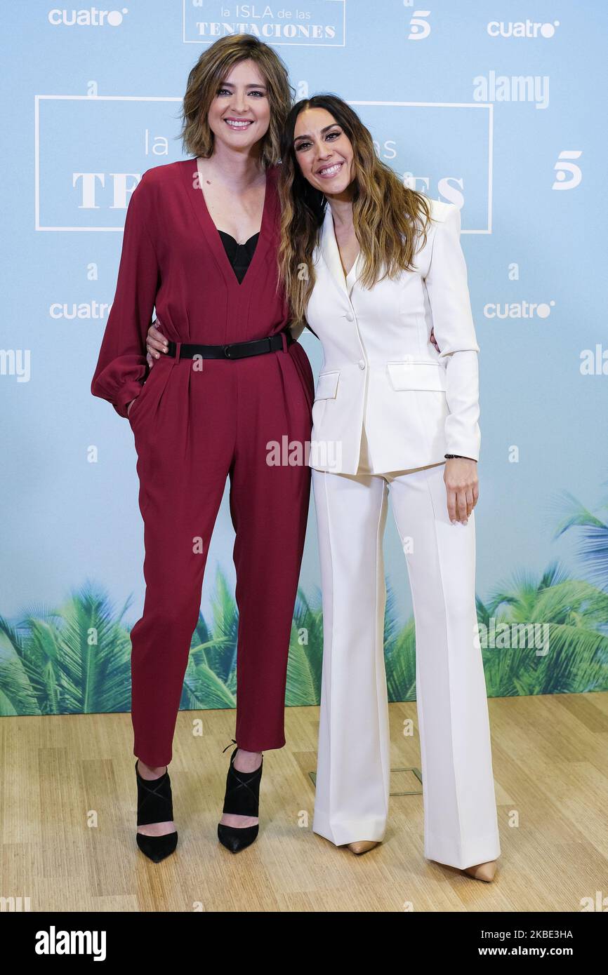 Sandra Barneda et Monica Naranjo assistent à la présentation télévisée de la isla de las tentaciones sur 8 janvier 2020 à Madrid, Espagne. (Photo par Oscar Gonzalez/NurPhoto) Banque D'Images