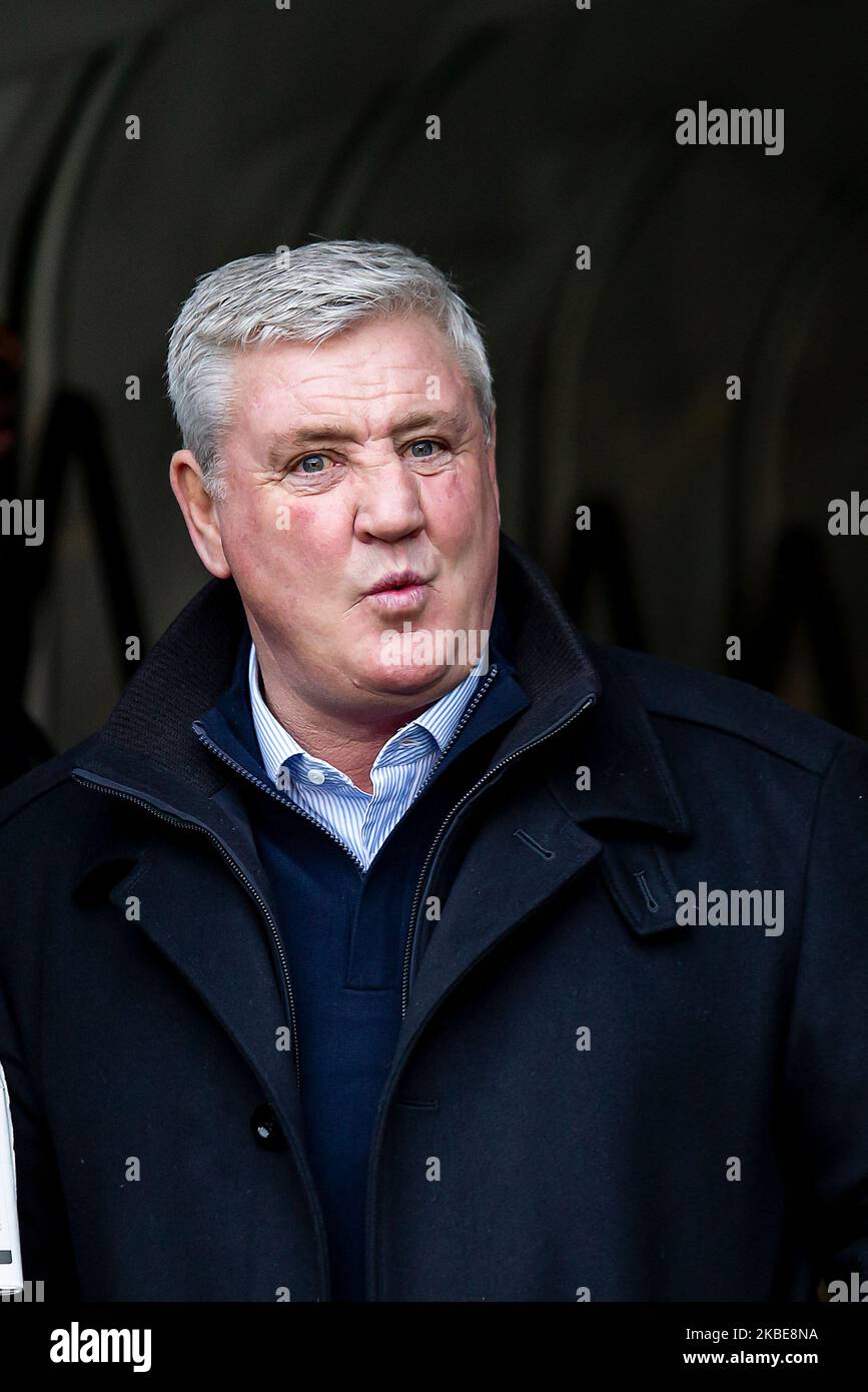 Steve Bruce Directeur de Newcastle United avant le match de la Premier League entre Wolverhampton Wanderers et Newcastle United à Molineux, Wolverhampton, le samedi 11th janvier 2020. (Photo d'Alan Hayward/MI News/NurPhoto) Banque D'Images