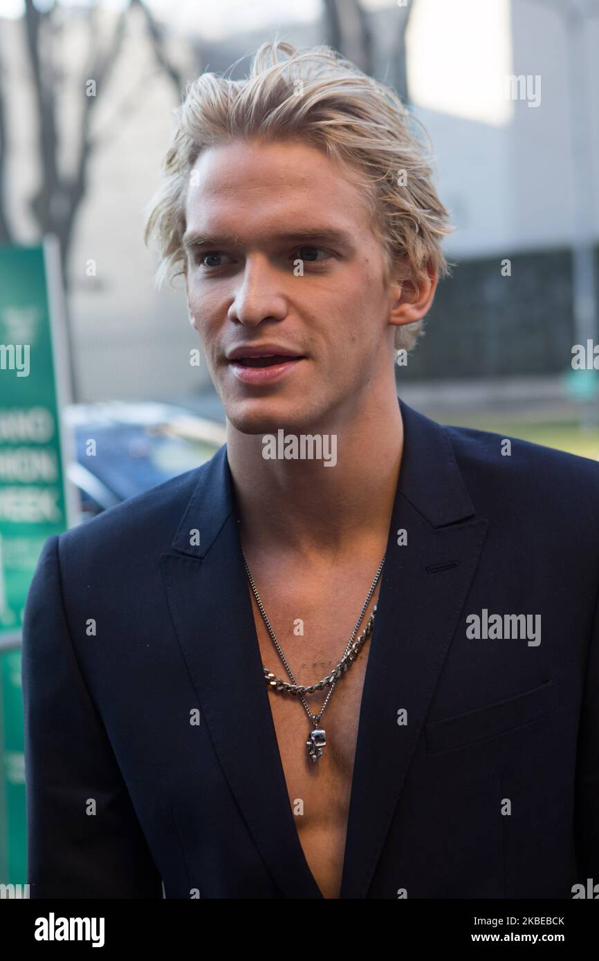 Cody Simpson arrive au défilé de mode Emporio Armani pendant la semaine de la mode de Milan 2020 à Milan, Italie, sur 11 janvier 2020 (photo de Mairo Cinquetti/NurPhoto) Banque D'Images