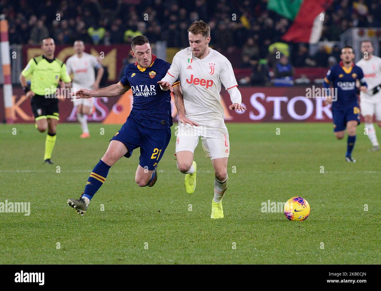 Jordan Veretout, Aaron Ramsey lors de la série italienne Un match de football entre AS Roma et FC Juventus au stade olympique de Rome, le 12 janvier 2020. (Photo par Silvia Lore/NurPhoto) Banque D'Images