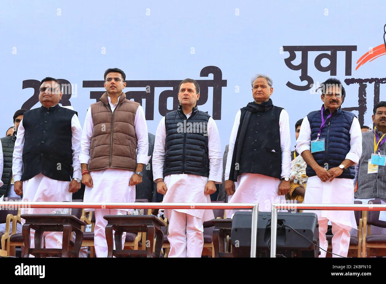 Jaipur: L'ancien Président de l'UPA et chef du Congrès Rahul Gandhi , le Ministre en chef du Rajasthan Ashok Ghelot , le Ministre en chef adjoint Sachin Pilot avec d'autres dirigeants pendant le 'Yuva Akrosh Rally' à Jaipur, Rajasthan, Inde, janvier 28,2020. (Photo de Vishal Bhatnagar/NurPhoto) Banque D'Images