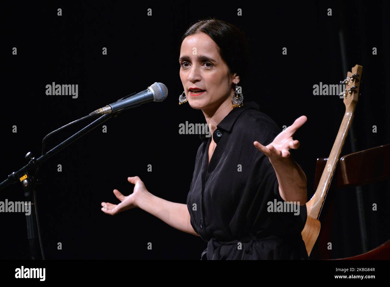 La chanteuse mexicaine Julieta Venegas parle lors d'une conférence de presse pour promouvoir sa tournée intimo à Teatroo de la Ciudad Esperanza Iris sur 4 février 2020 à Mexico (Mexique) (photo d'Eyepix/NurPhoto) Banque D'Images