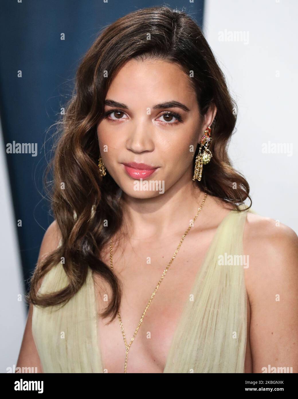 BEVERLY HILLS, LOS ANGELES, CALIFORNIE, États-Unis - FÉVRIER 09: Georgie Flores arrive à la Vanity Fair Oscar Party 2020 qui s'est tenue au Wallis Annenberg Center for the Performing Arts on 9 février 2020 à Beverly Hills, Los Angeles, Californie, États-Unis. (Photo par Xavier Collin/image Press Agency/NurPhoto) Banque D'Images