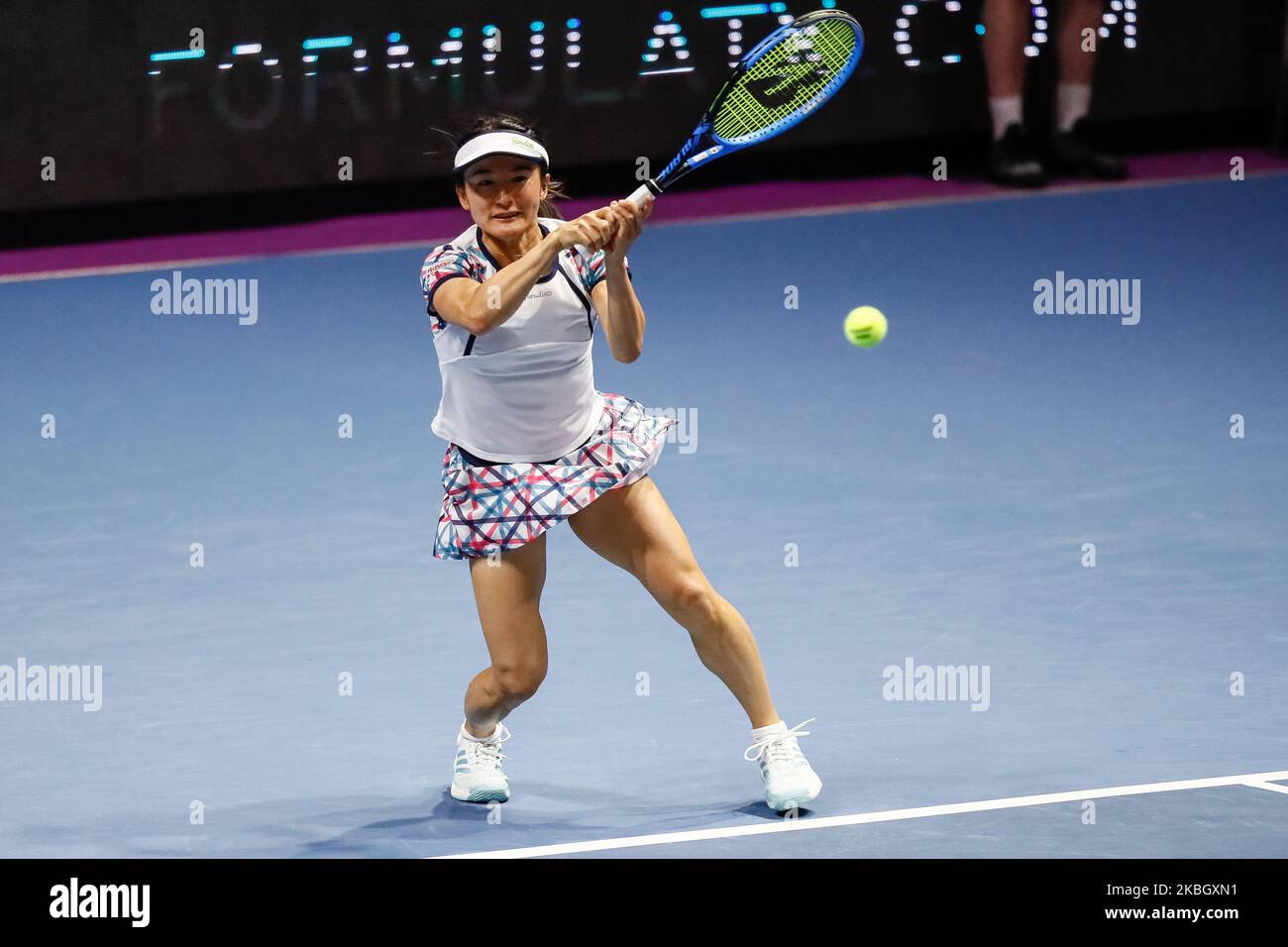 Shuko Ayoama du Japon retourne le ballon lors de son match de quart de finale de femmes avec la partenaire Ena Shibahara (non vu) contre Anastasia Potapova de Russie et Yulia Putintseva du Kazakhstan à 2020 WTA St Petersburg Ladies Trophy Tournoi de tennis sur 13 février 2020 à Saint Petersbourg, Russie. (Photo de Mike Kireev/NurPhoto) Banque D'Images