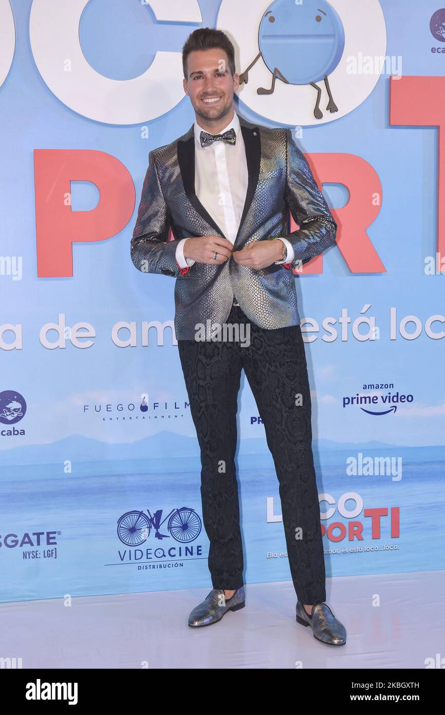 James Maslow pose pour des photos pendant le tapis rouge de la première du film "Loco por Ti" à Cinemex Antara Polanco sur 13 février 2020 à Mexico (Mexique) (photo d'Eyepix/NurPhoto) Banque D'Images