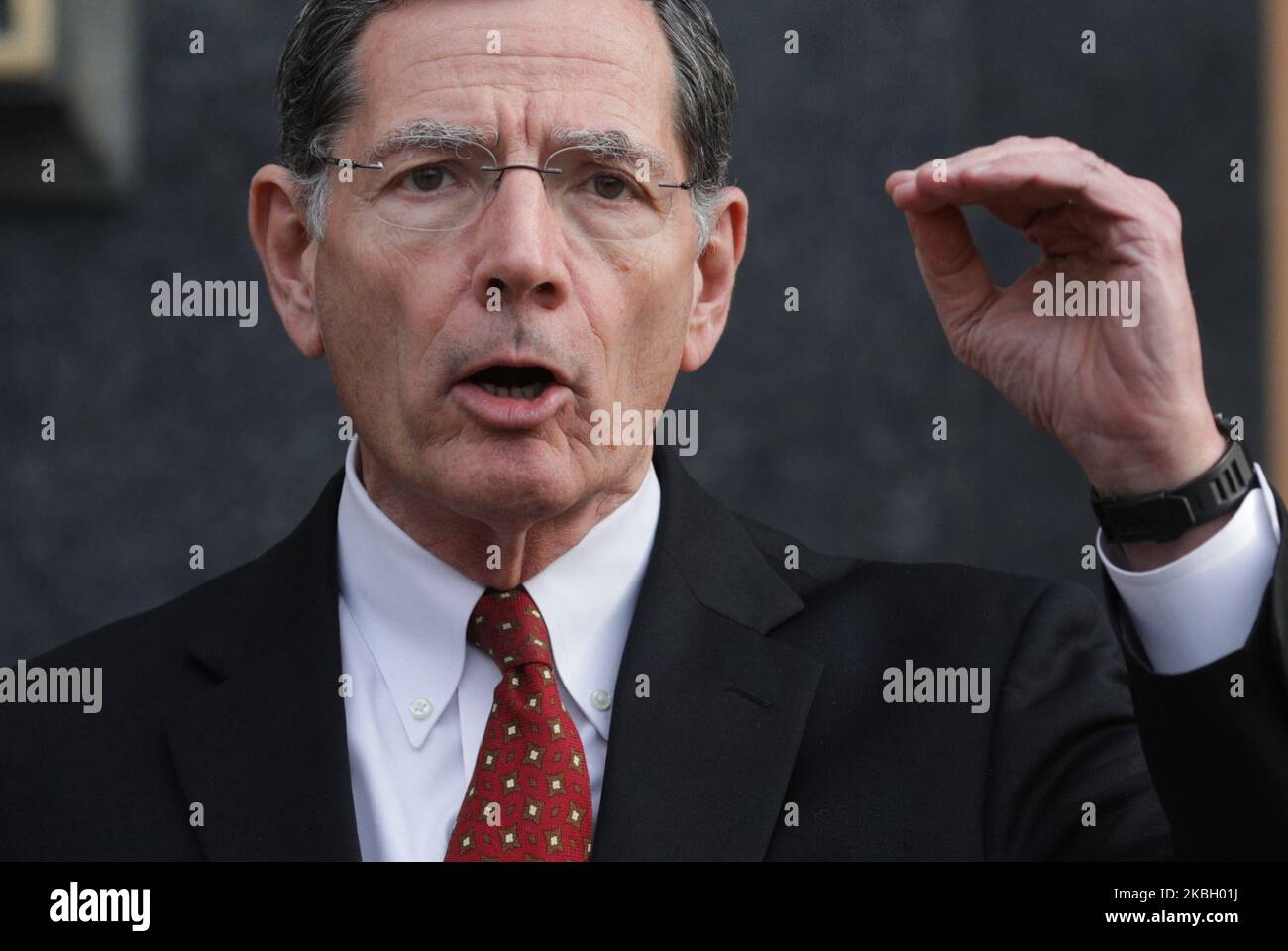 Le sénateur John Barrasso s'adresse à la presse à la suite de la rencontre avec le président Zelensky à son bureau de Kiev, en Ukraine, au 14 février 2020. Les sénateurs américains rendent visite au président ukrainien (photo de Sergii Kharchenko/NurPhoto) Banque D'Images