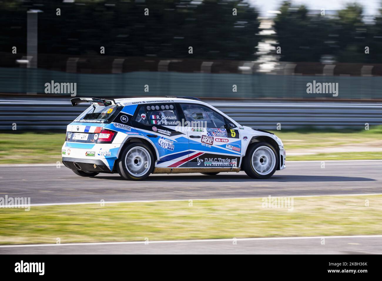 Consani Peruzzi au volant de la Skoda Fabia HAWK R5 participe au spectacle de sports mécaniques 'Adria Rally Show 2020' sur le circuit de Smergoncino, Rovigo, Italie sur 15 février 2020. (Photo par Marco Serena/NurPhoto) Banque D'Images