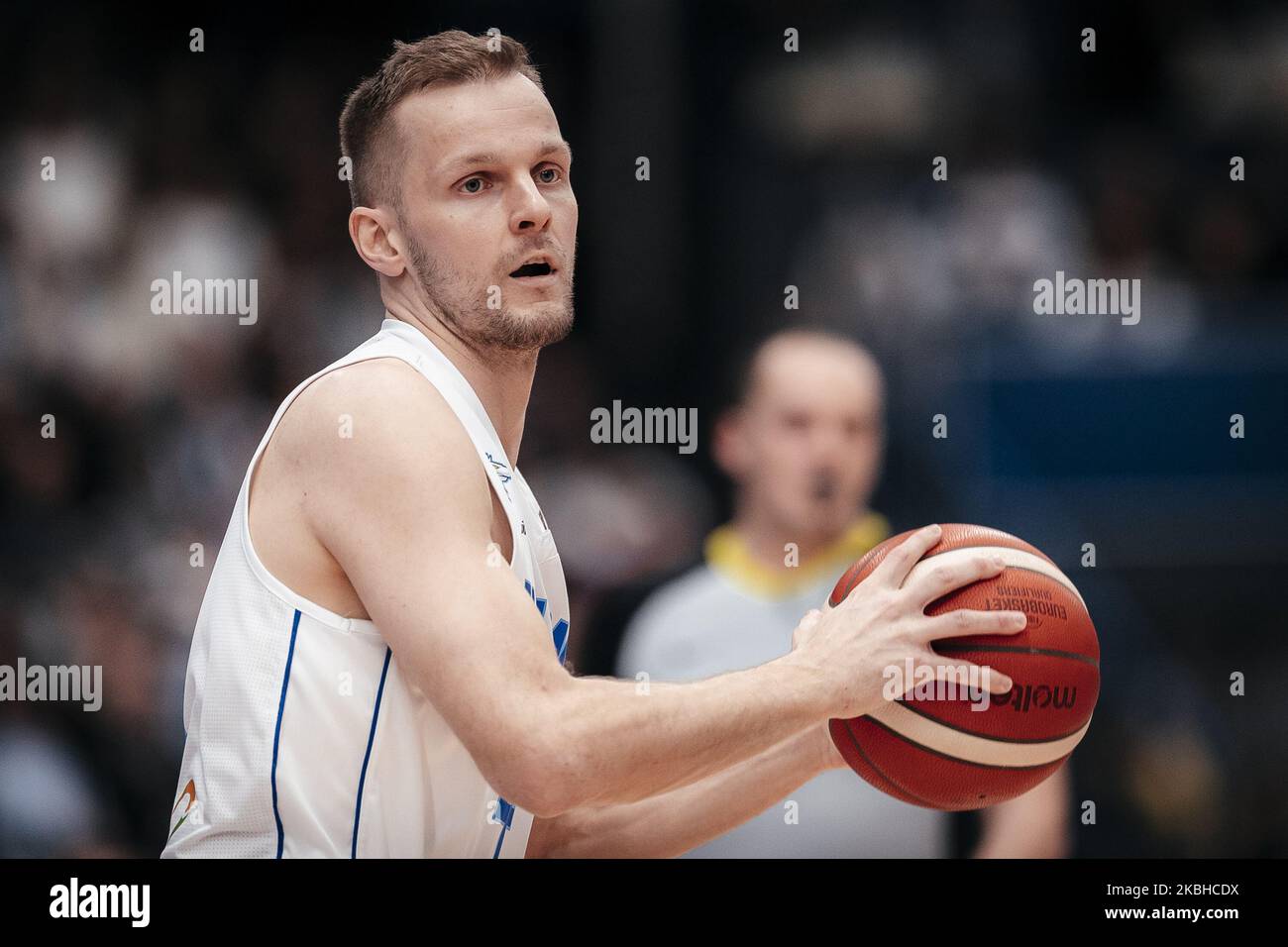 Mikko Koivisto de Finlande en action lors du match de qualification FIBA Eurobasket 2021 entre la Finlande et la Serbie à Espoo, Finlande sur 20 février 2020. (Photo par Antti Yrjonen/NurPhoto) Banque D'Images