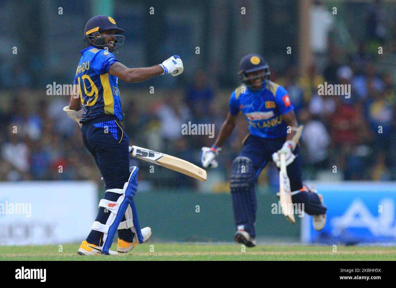 Le cricketer sri lankais Wanindu Hasaranga célèbre après avoir remporté les courses lors du match international de cricket d'une journée 1st entre le Sri Lanka et les Antilles au terrain de cricket international de la SSC, Colombo, Sri Lanka. Samedi 22 février 2020 (photo de Thharaka Basnayaka/NurPhoto) Banque D'Images