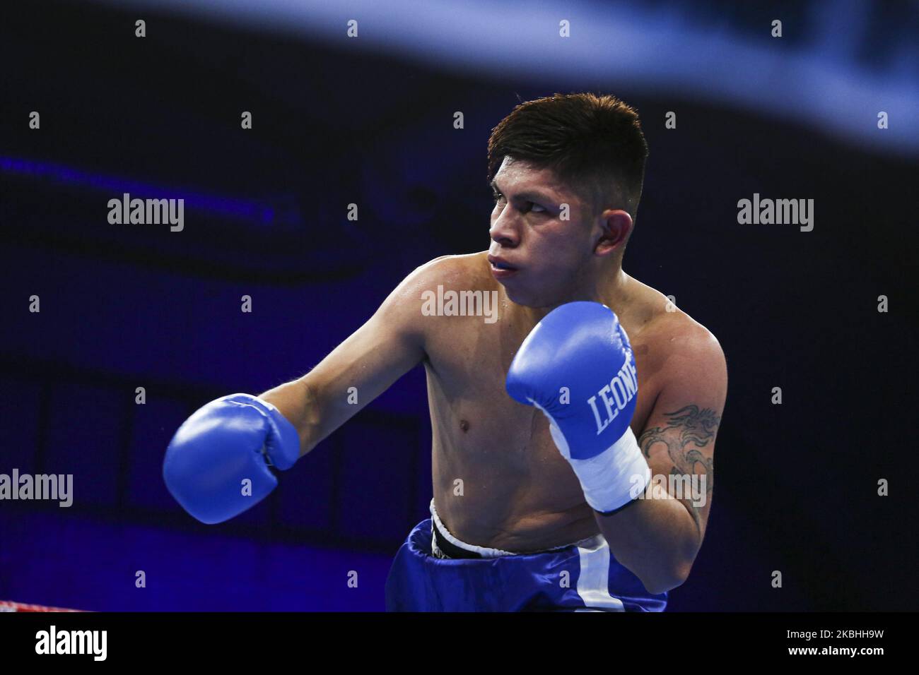 Lester Cantillano pendant son combat super léger contre Hassan Nourdine sur 21 février 2020 à Pala San Quirico à Asti, Italie. (Photo par Massimiliano Ferraro/NurPhoto) Banque D'Images