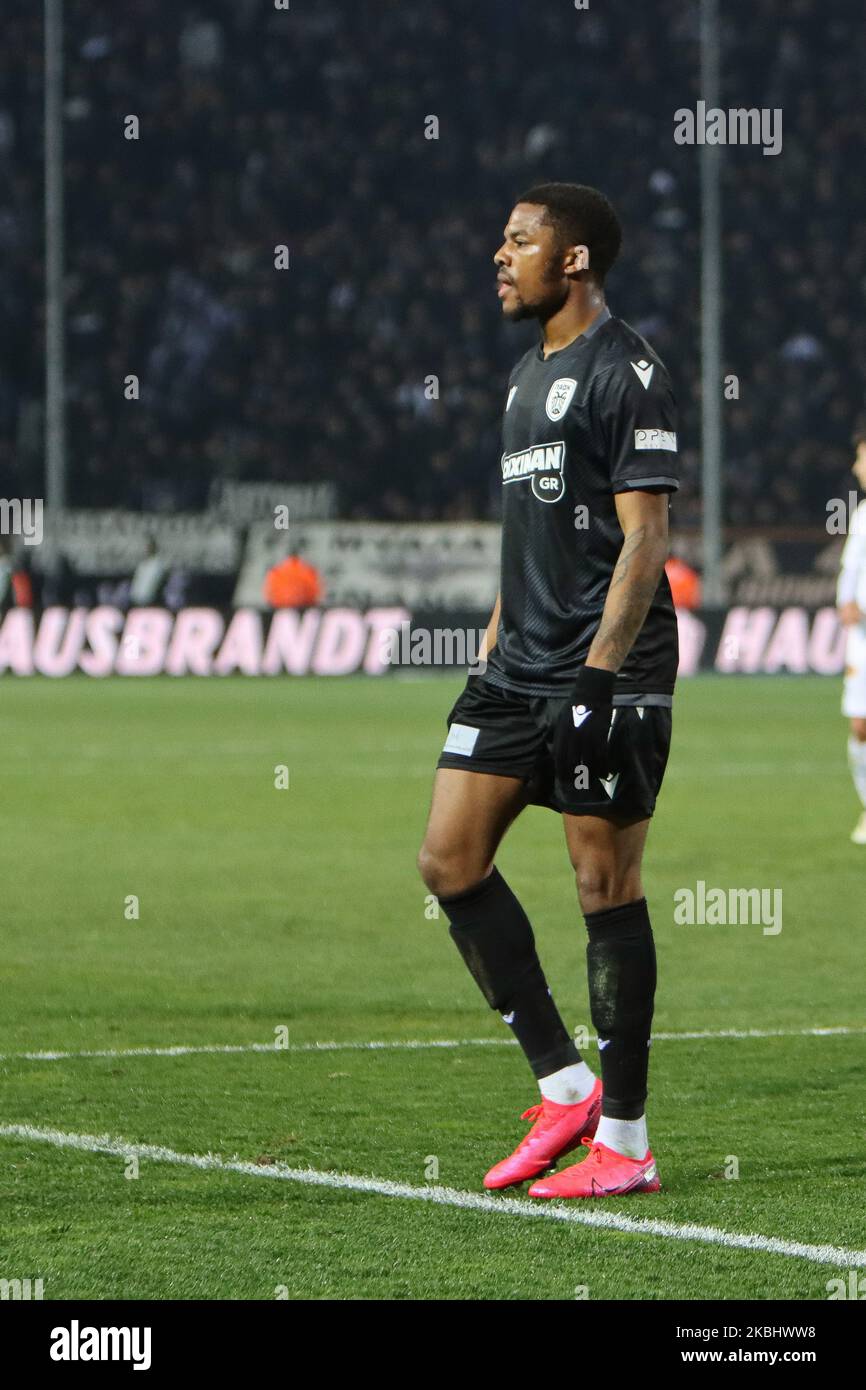 Chuba Amechi Akpom #47 attaquant du PAOK FC pendant PAOK Thessaloniki / OFI Crete FC avec le score final 4-0 pour la Super League 1 Grèce au stade Toumba, stade de PAOK à Thessalonique. Akpom a marqué la première et la deuxième (pénalité) de PAOK. Chuba Akpom est un joueur de football anglais professionnel qui a déjà fait carrière à Arsenal et qui a prêté à Brentford, Coventry City, Nottingham Forest, Hull City, Brighton, Hove Albion et Sint-Truiden. Il a également participé aux jeunes équipes nationales d'Angleterre U16, U17, U18, U19, U20, U21. 9 février 2020 (photo de Nicolas Economou/NurPhoto) Banque D'Images