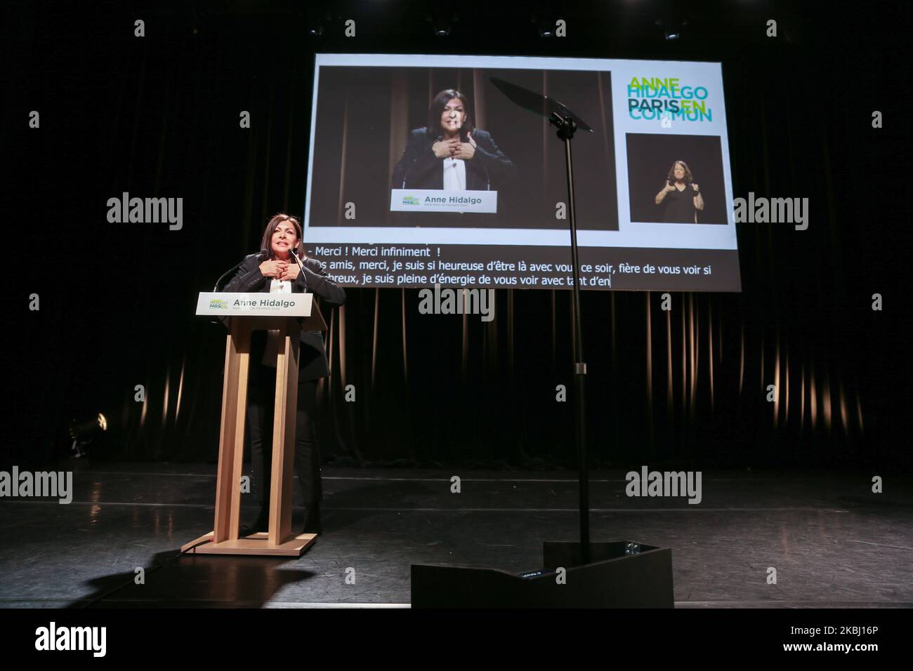 La mairesse de Paris et candidate à la réélection Anne Hidalgo fait un discours lors d'une réunion de campagne à l'Elysée Montmartre à Paris, sur 26 février 2020, en prévision des élections municipales de mars 2020 en France. (Photo de Michel Stoupak/NurPhoto) Banque D'Images