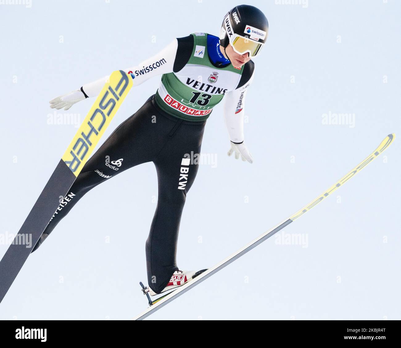 Andreas Schuler est dans les airs lors de la phase de qualification de l'individu HS130 de la coupe du monde de saut à ski FIS à Lahti, en Finlande, sur 28 février 2020. (Photo par Antti Yrjonen/NurPhoto) Banque D'Images