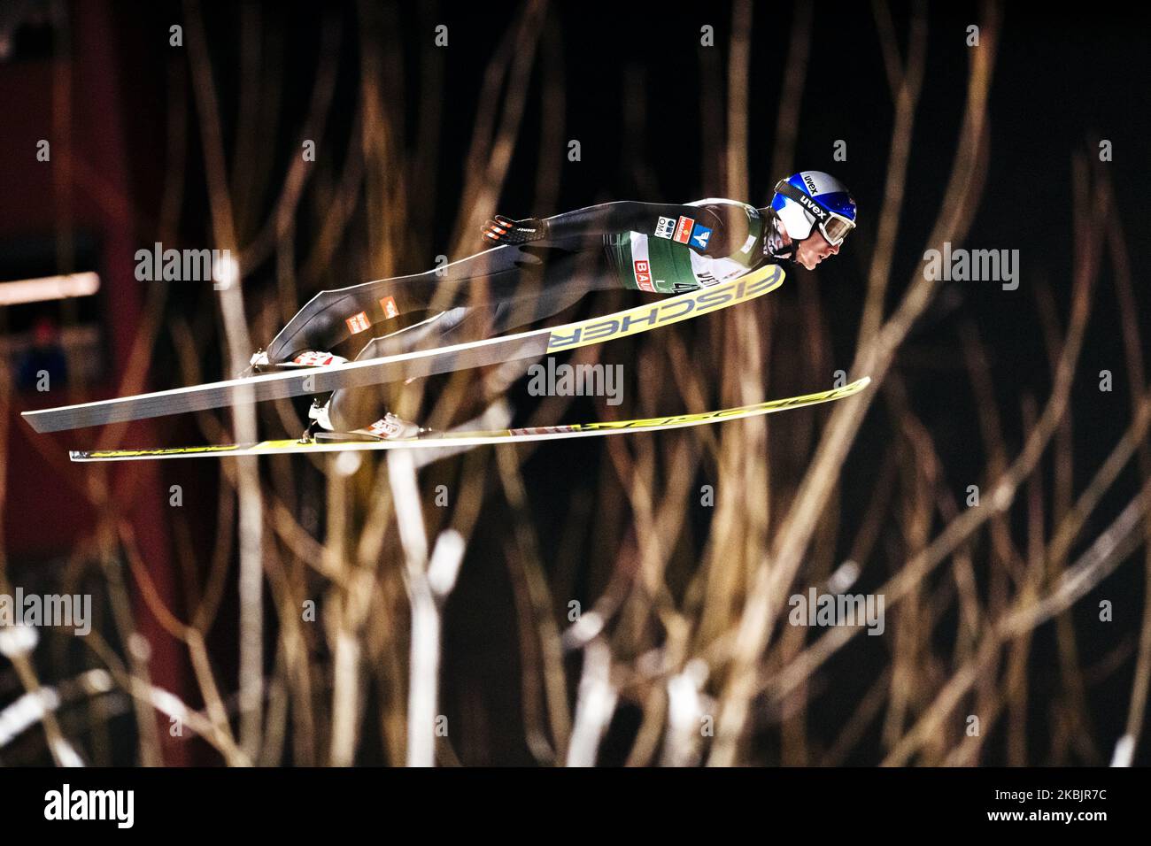 Gregor Schlierenzauer prend l'air lors du premier tour de la grande colline hommes individu HS130 de la coupe du monde de saut à ski FIS à Lahti, en Finlande, sur 28 février 2020. (Photo par Antti Yrjonen/NurPhoto) Banque D'Images