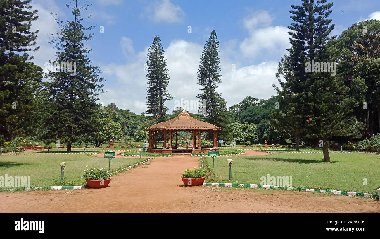 Belvédère aux jardins botaniques de Lalbagh à Bengaluru (Bangalore), Karnataka, Inde. (Photo de Creative Touch Imaging Ltd./NurPhoto) Banque D'Images