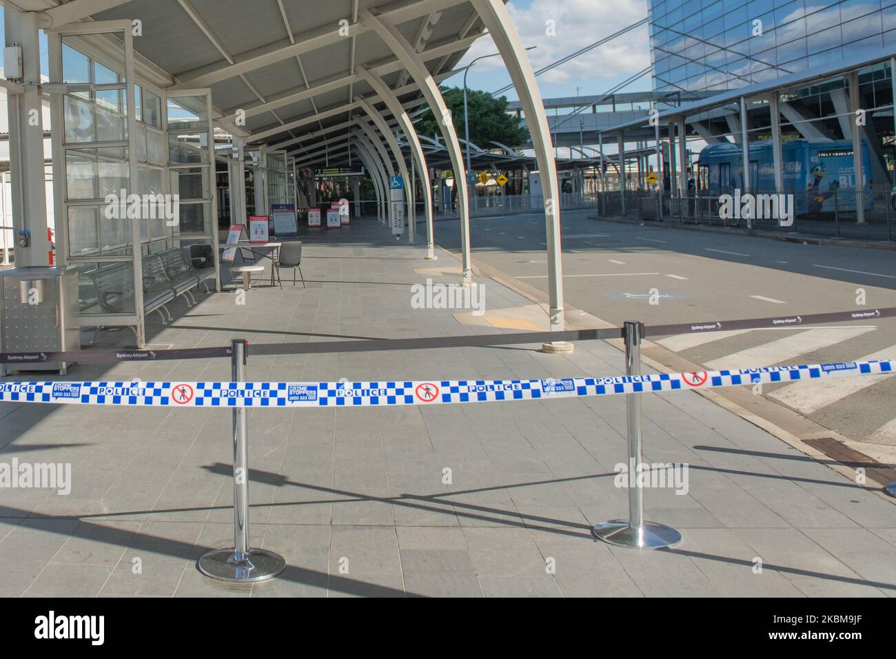 Une vue vide de la zone d'arrivée à l'aéroport international de Sydney sur 11 avril 2020, à Sydney, en Australie, alors que la pandémie du coronavirus a forcé la fermeture virtuelle du transport aérien. Les principales compagnies aériennes internationales australiennes ont suspendu leurs voyages internationaux et ont considérablement réduit leurs itinéraires intérieurs, la demande s'étant effondrée et les États du pays ont fermé leurs frontières aux voyageurs non essentiels et les arrivées internationales en Australie sont mises en quarantaine obligatoire dans les hôtels pendant 14 jours. (Photo par Izhar Khan/NurPhoto) Banque D'Images