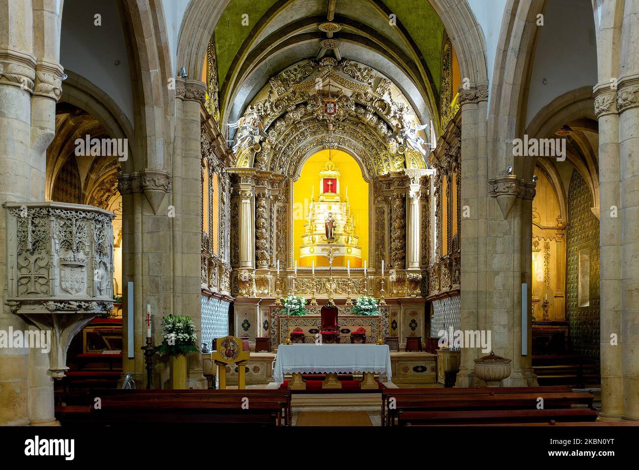 Intérieur de l'Igreja de São João Baptista, Tomar, Portugal Banque D'Images
