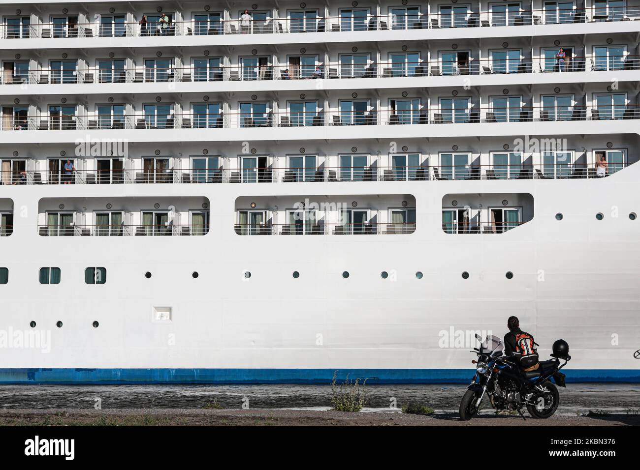 Le ferry de la princesse Anastasia quitte la ville de Saint-Pétersbourg, en Russie, sur 1 juillet 2019. Sur 29 avril 2020, le traversier se dirige vers la ville de Mourmansk, près de laquelle une épidémie de coronavirus a été enregistrée dans la ville de Belokamenka, 922 personnes ont été infectées par le virus. Le chef de la compagnie maritime Moby SPL, Sergey Kotenev, a déclaré que le but du voyage n'est pas touristique, mais pas lié au virus. (Photo de Valya Egorshin/NurPhoto) Banque D'Images