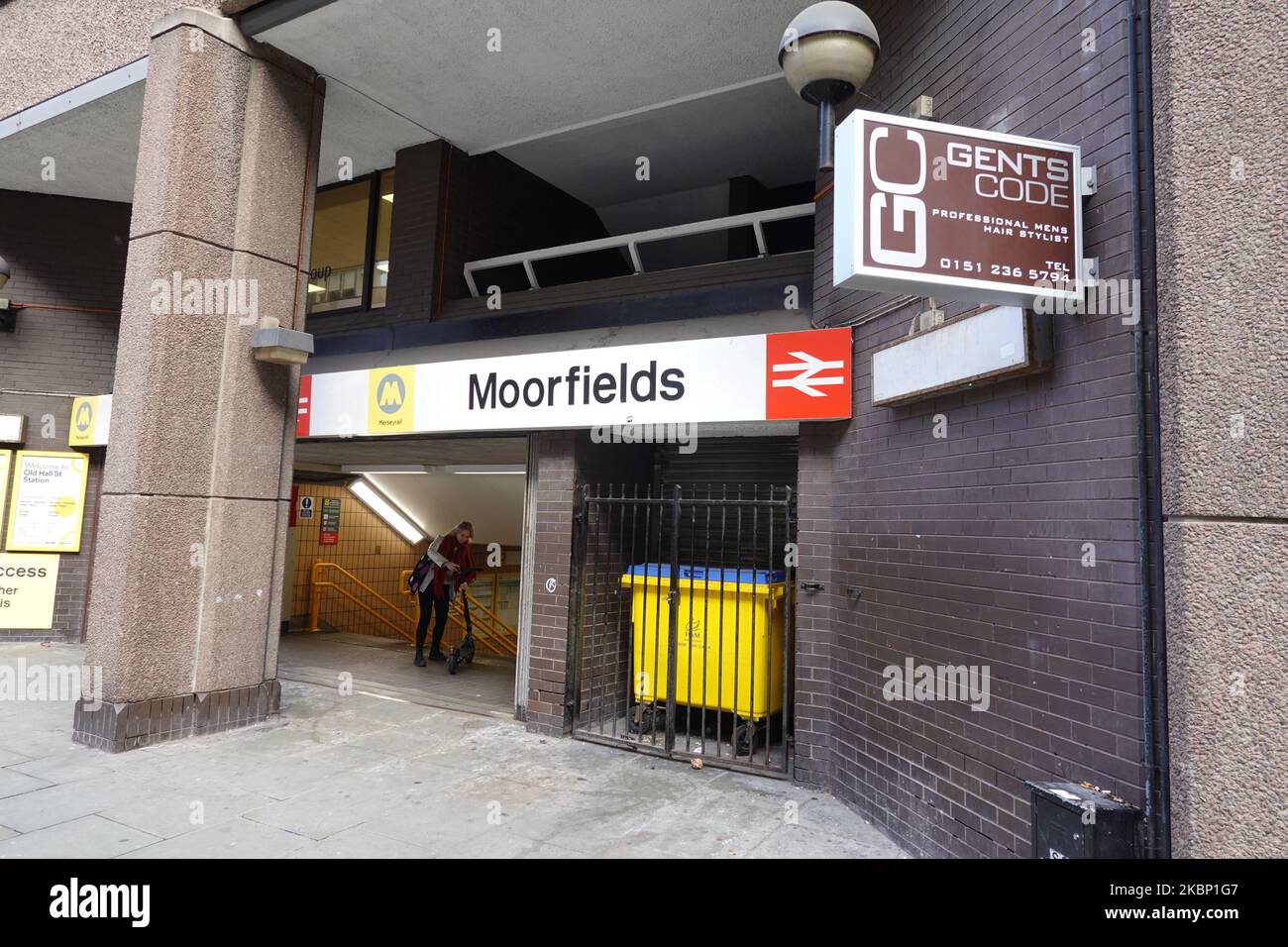 Moorfields Station et station de métro à Liverpool City Centre, Angleterre, Royaume-Uni Banque D'Images