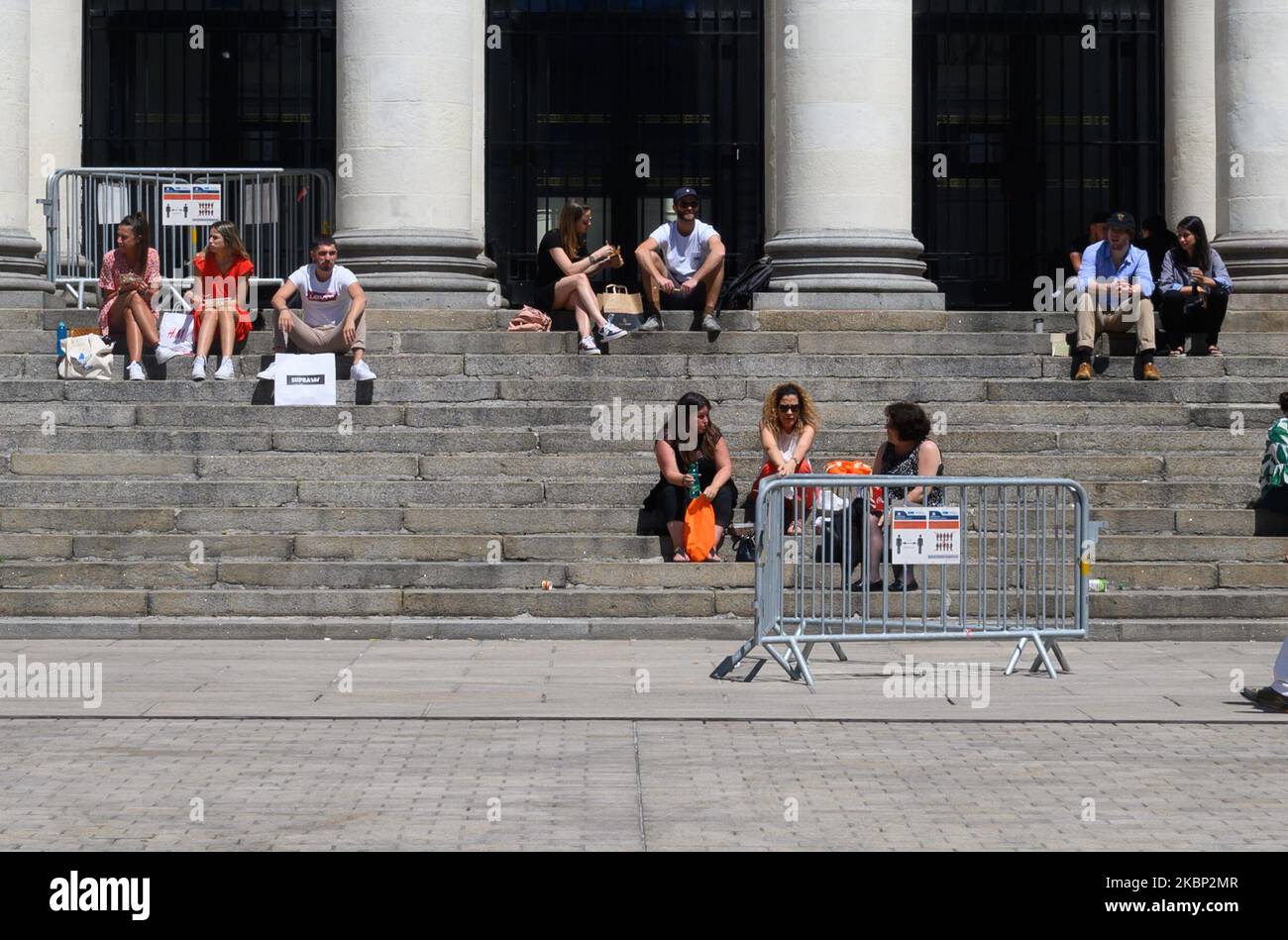 Les gens marchent à Nantes, en France, sur 20 mai 2020 pendant l'urgence du coronavirus. (Photo par Estelle Ruiz/NurPhoto) Banque D'Images